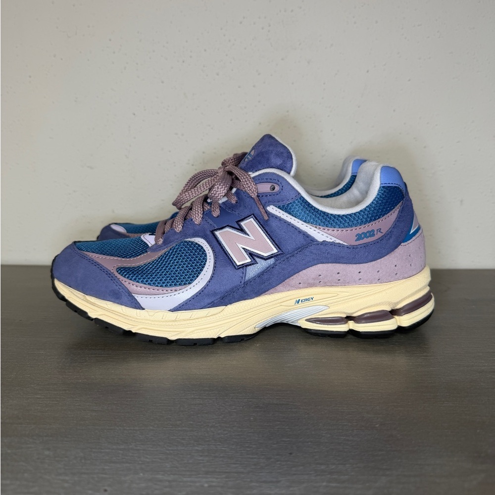 New Balance 2002R Purple Blue Mesh Suede Fashion Sneakers Mens Shoe Size 10.5 D - Picture 2 of 7